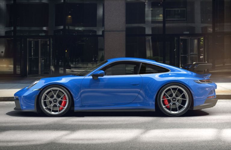 Side view of the 2023 Porsche 911GT3