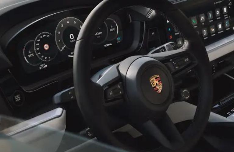 2024 Porsche Cayenne steering